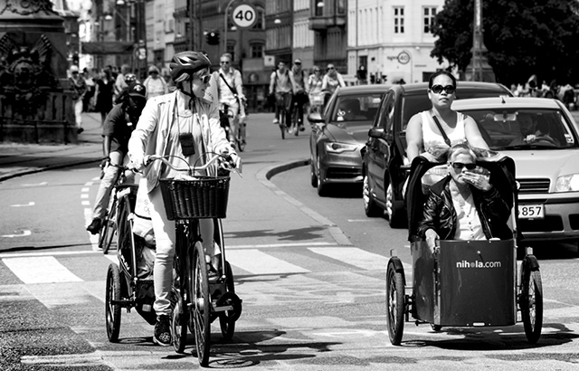 Cargo bikes in urban traffic environment